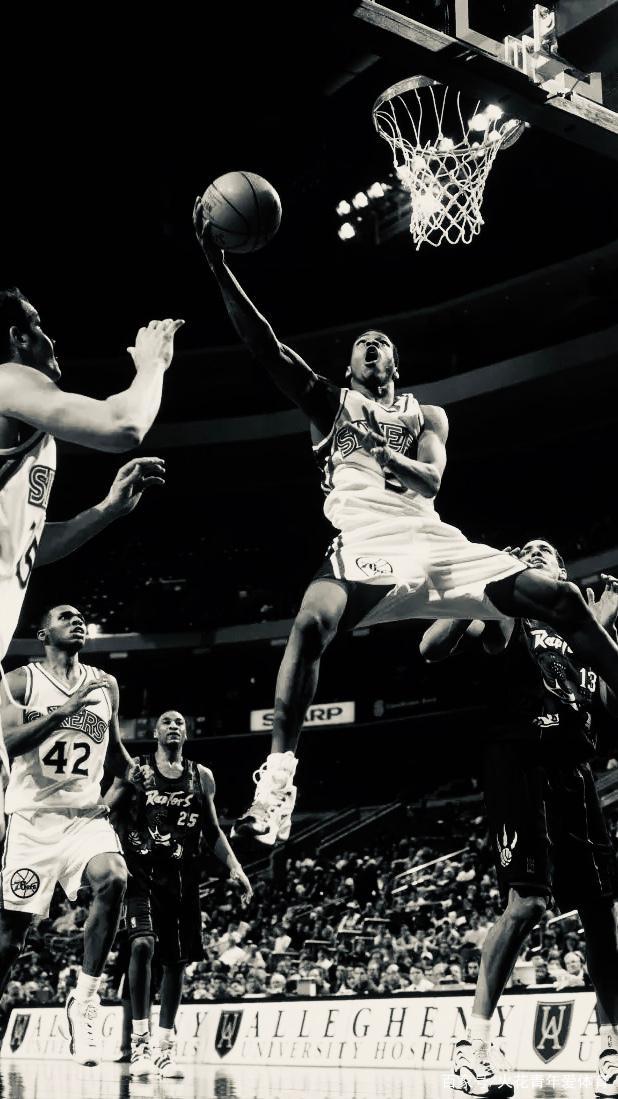 阿斯：范戴克与利物浦续约前曾联系皇马，但遭到皇马方面拒绝（阿斯：范戴克续约利物浦前曾接触皇马，遭对方拒绝）