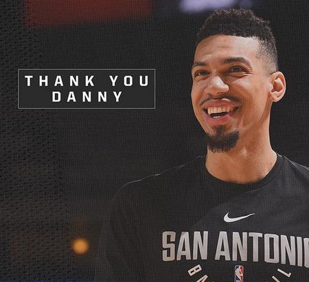 罗德里戈在皇马遭遇困境，状态低迷，被放弃，可能转会至其他球队。（皇马罗德里戈状态低迷遭冷落，或将转投他队）